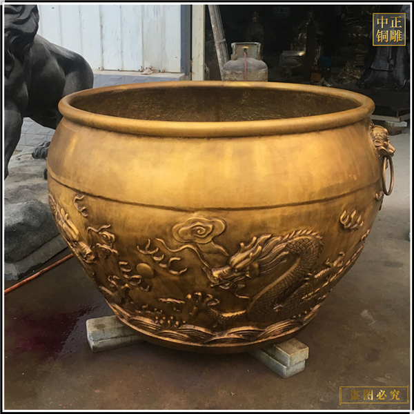 帶拉環(huán)黃銅大水缸擺件.jpg 帶拉環(huán)黃銅大水缸擺件.jpg